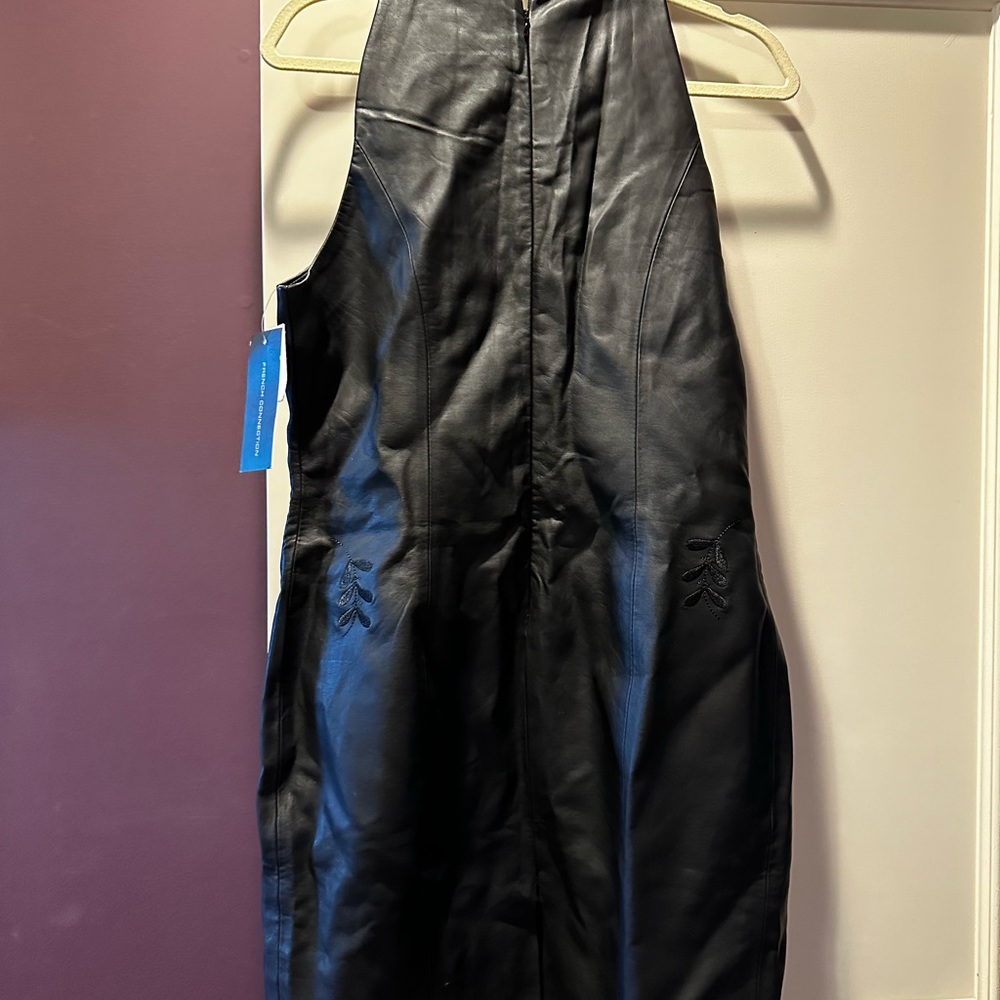 Dress - Picture 3 of 5